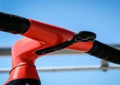 BMC Support GPS Cockpit ICS Carbon Garmin/Wahoo 30003196 - 30000720 -SRAM Soldes bmc support gps cockpit ics carbon garminwahoo 30003196 30000720 3