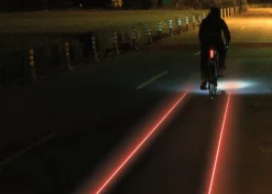 LEZYNE Laser Drive éclairage Arrière Avec Projecteur Sol 10 LEZYNE Laser Drive éclairage Arrière Avec Projecteur Sol -SRAM Soldes lezyne laser drive eclairage arriere avec projecteur sol 4