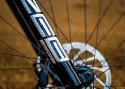 ROCKSHOX Fourche Zeb Ultimate 29'' Charger 3 RC2 Déport 44mm 170mm 2023 -SRAM Soldes rockshox fourche zeb ultimate 29 charger 3 rc2 deport 44mm 170mm 2023 3